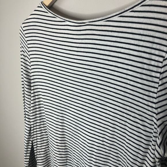 Striped White and Black Long Sleeves Tie Knot Shirt Top Size Medium - Picture 9 of 9
